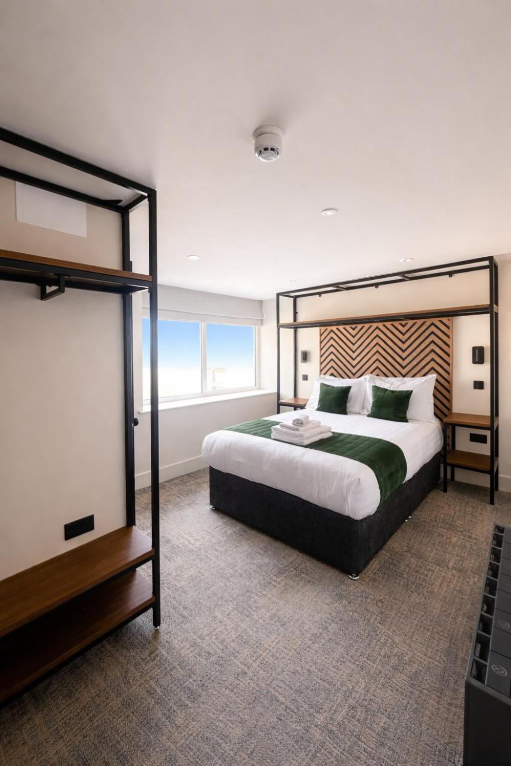 Double Room,1765355438:JPEG