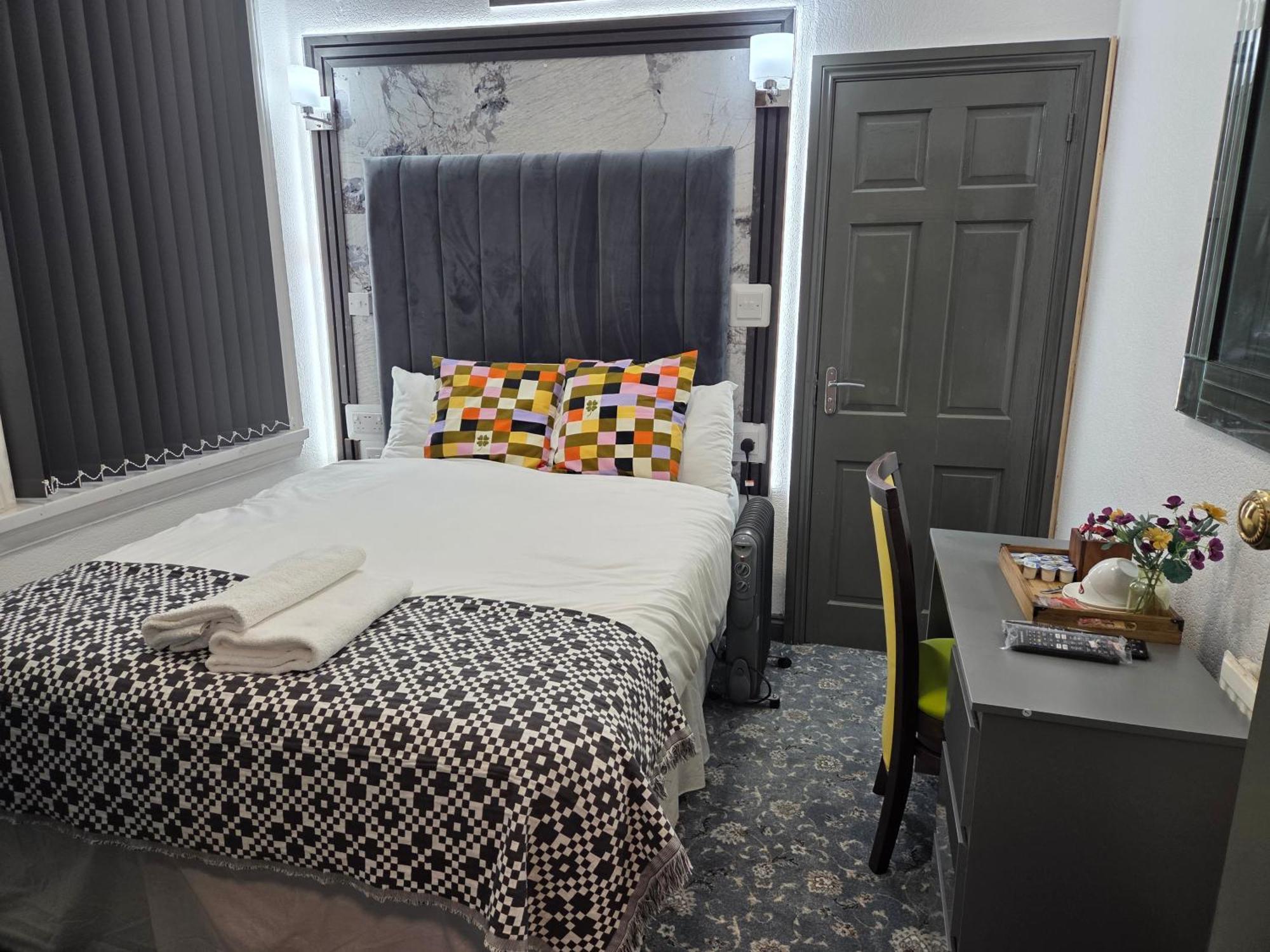 Budget Single Room