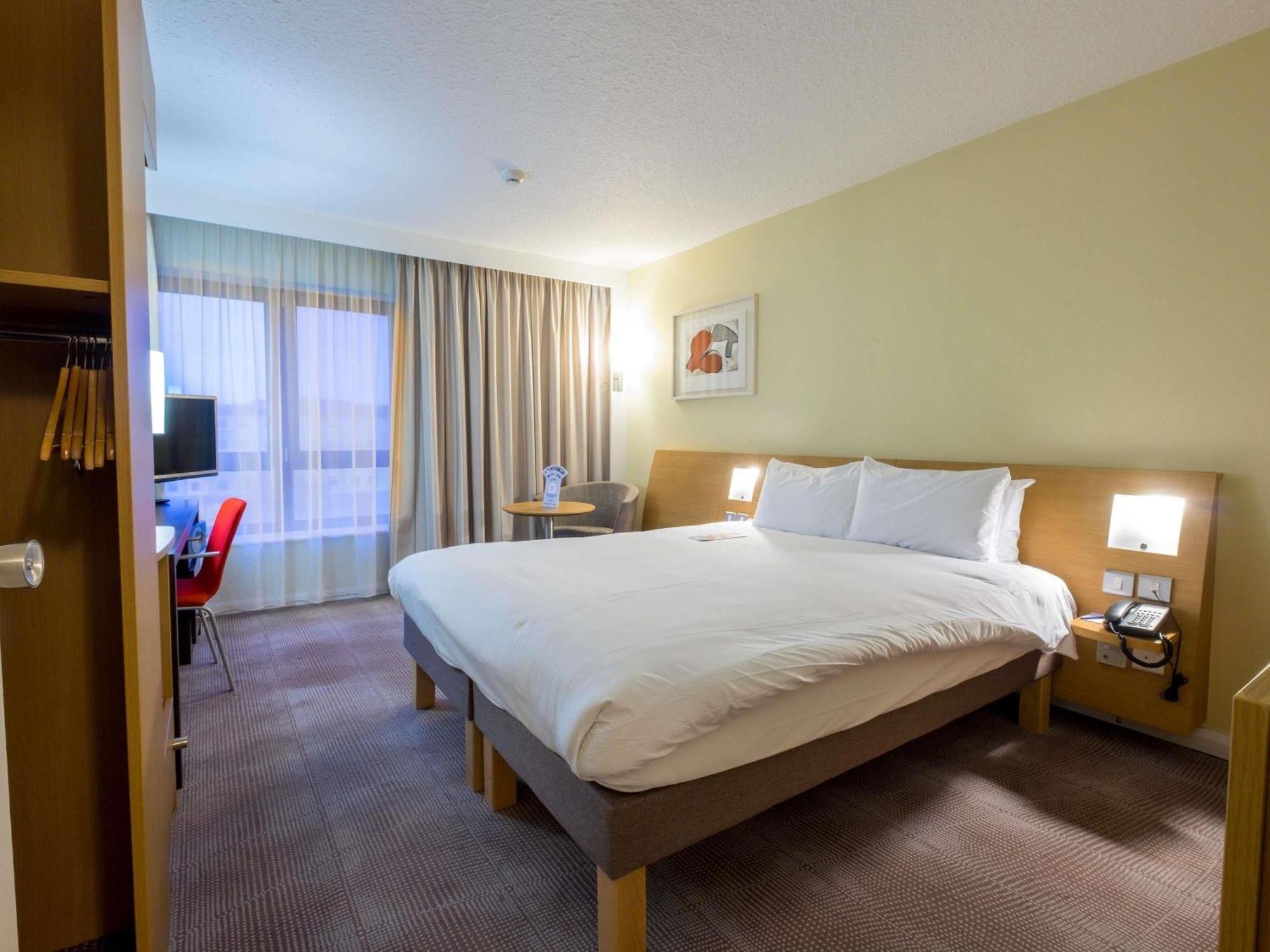Superior Double Room - Mobility Accessible