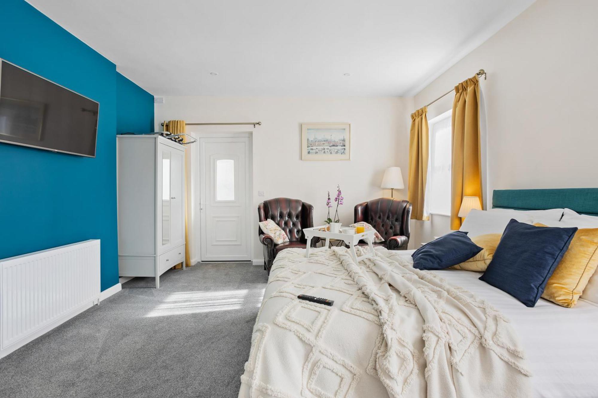 Superior Double or Twin Room,1770444796:JPEG