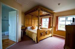 Four Poster Room
