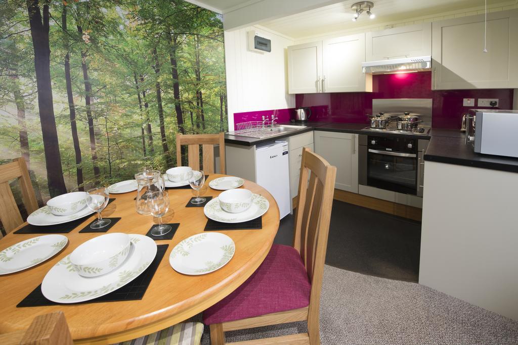 2 Bedroom Silver Chalet,195480604:JPEG