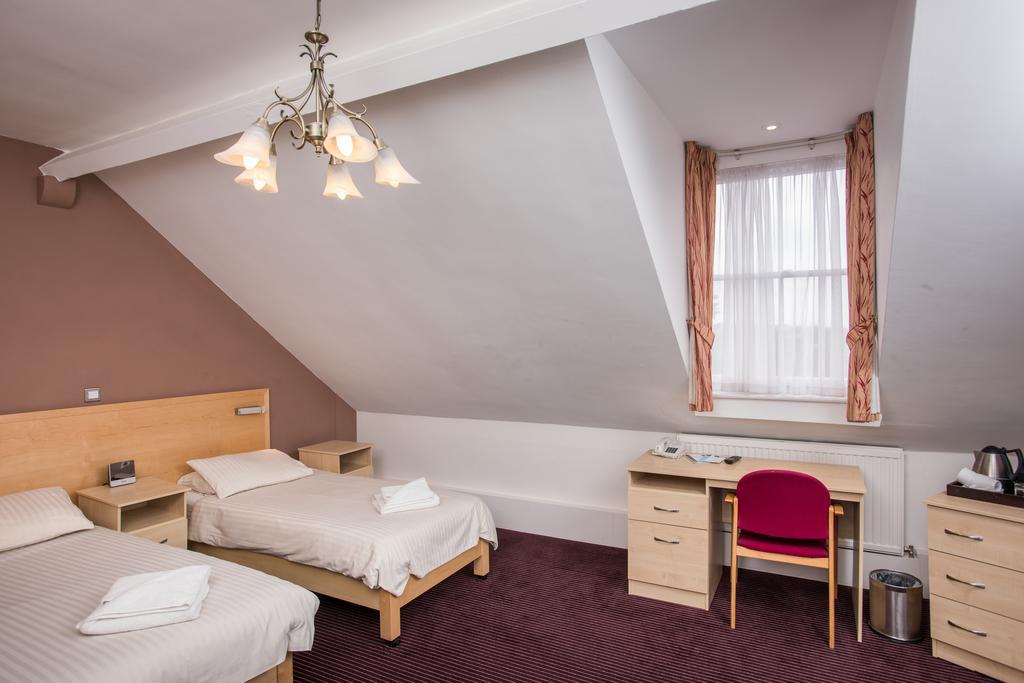 Standard Twin Room,214915097:JPEG