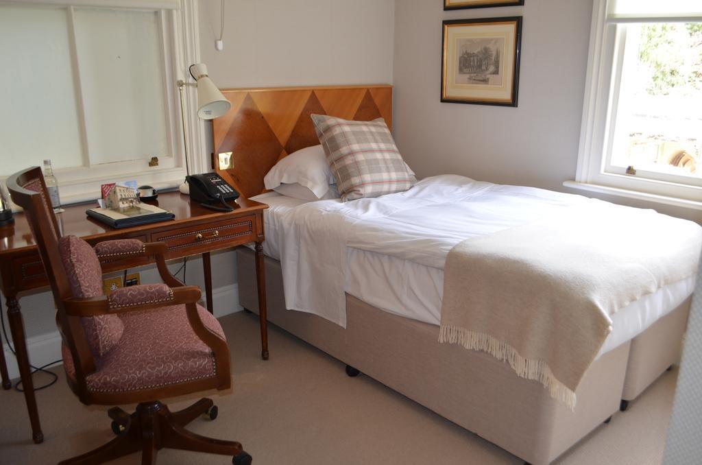 Single Room,423791808:JPEG