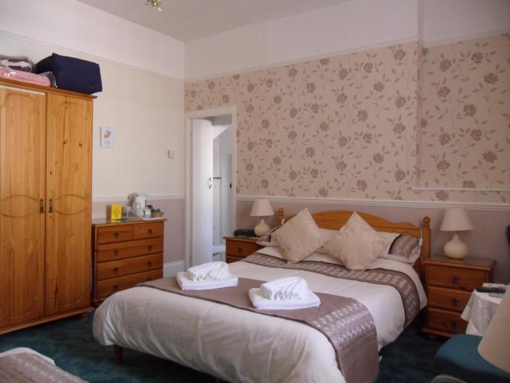 Double Room,217871138:JPEG