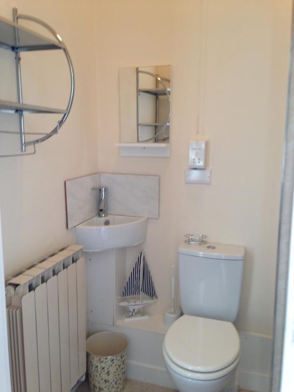 Standard Single Room with Shower