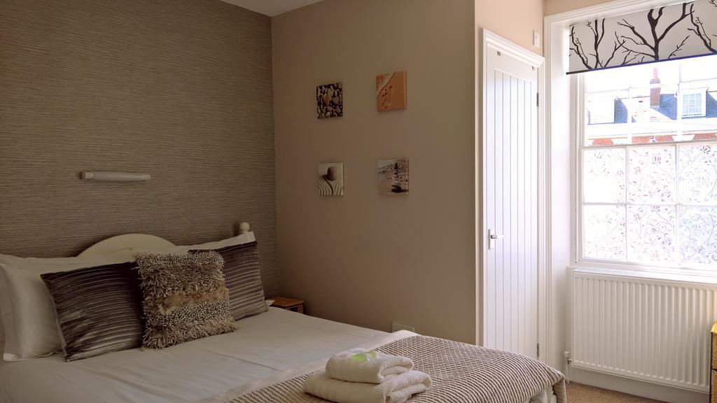 Double Room - 2nd floor