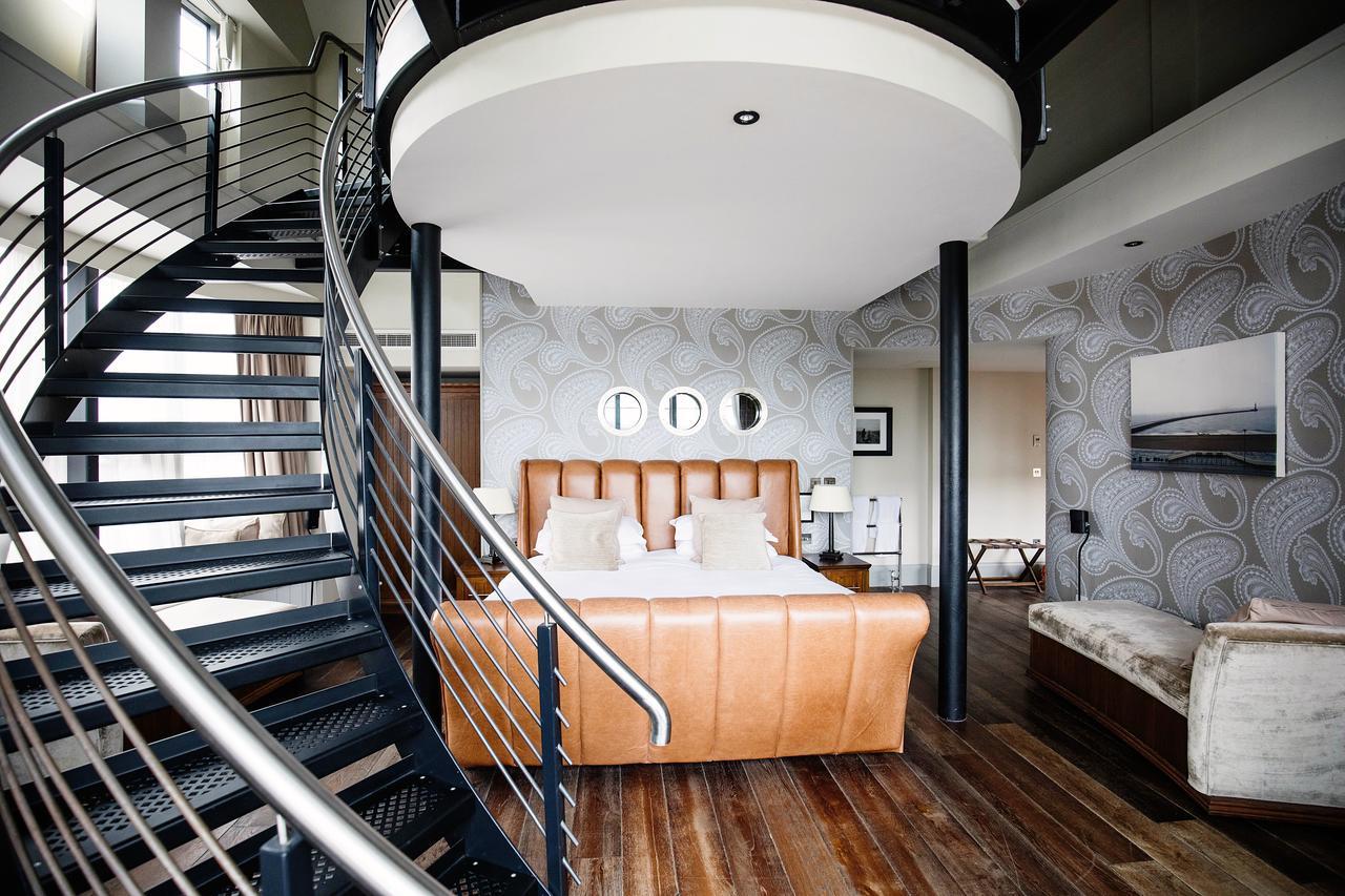 Suite,1029043678:JPEG