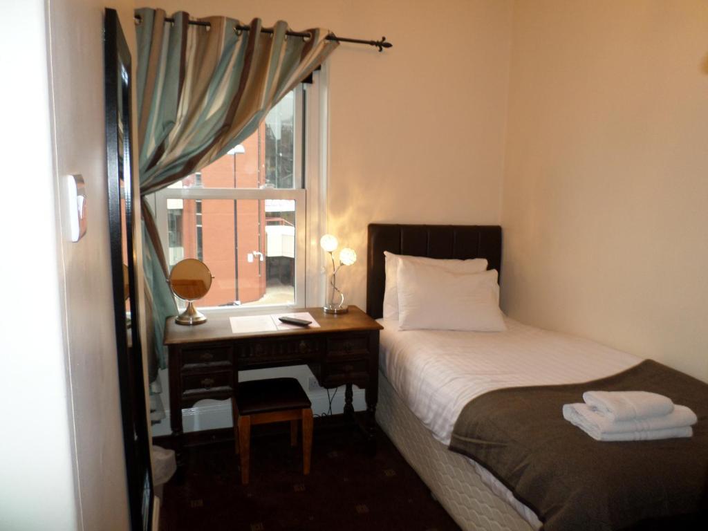 Single Room,58393735:JPEG