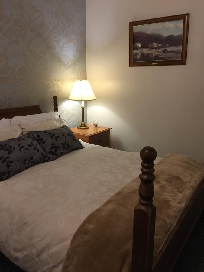 Deluxe Double Room with Shower