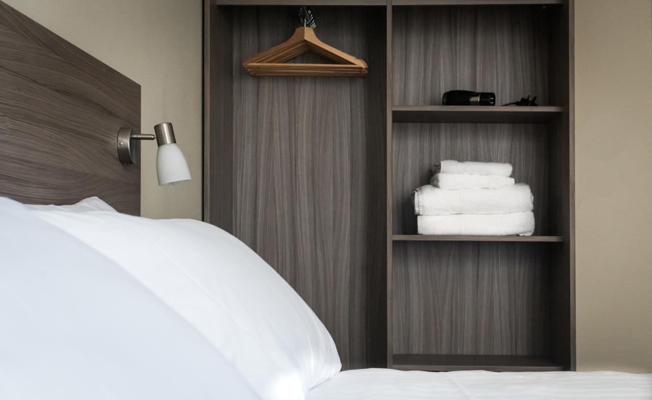 Deluxe Double Room,586927986:JPEG