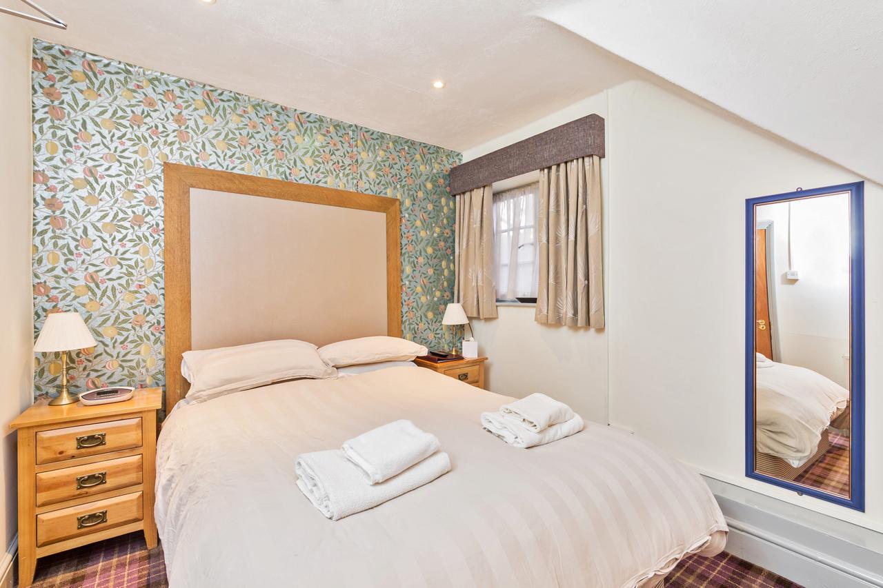 Double Room,608822416:JPEG