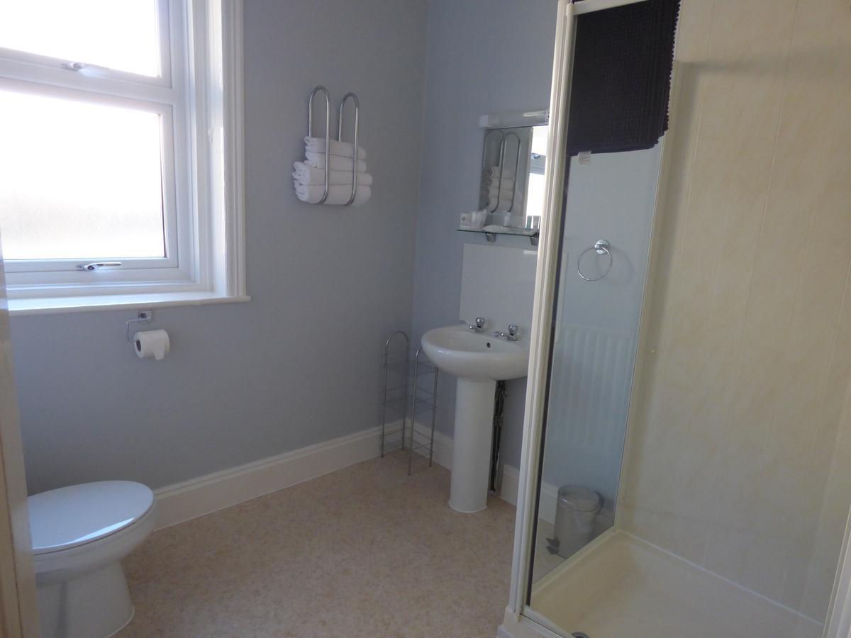 Triple Room,1201126990:JPEG