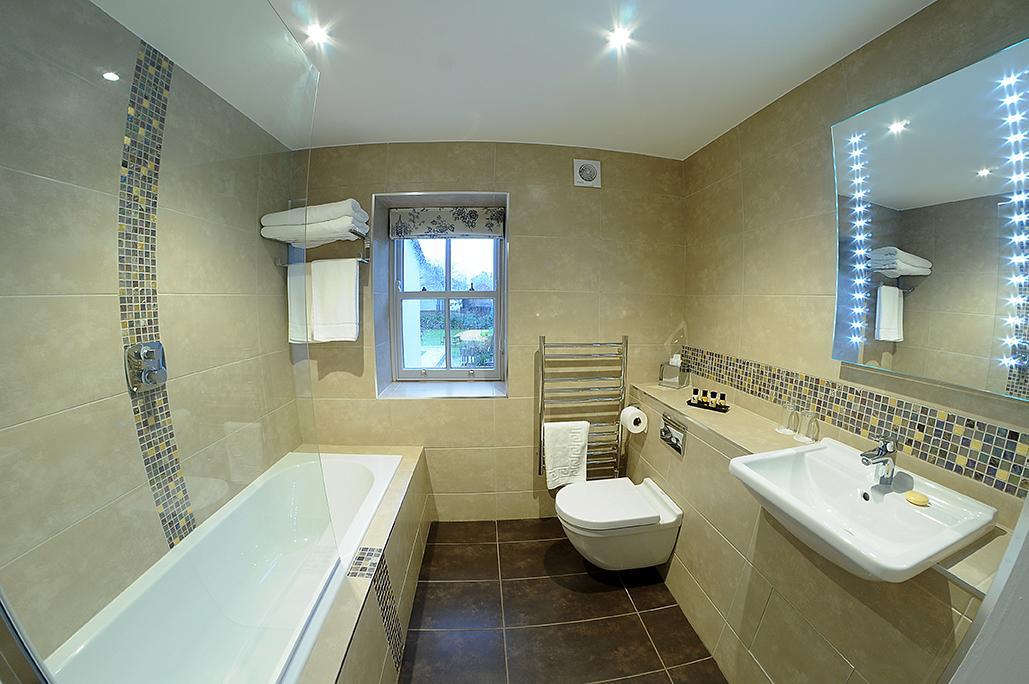 Double Room,646624035:JPEG