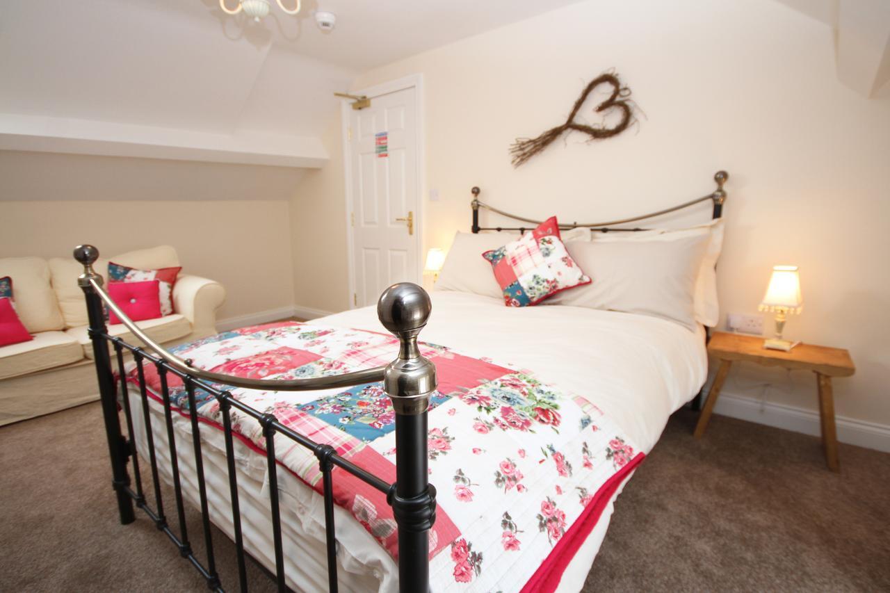 Standard Double Room,647941521:JPEG