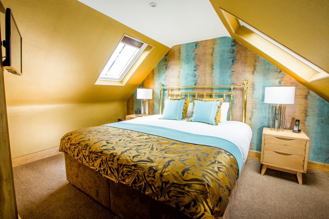 Standard King Room,664404339:JPEG