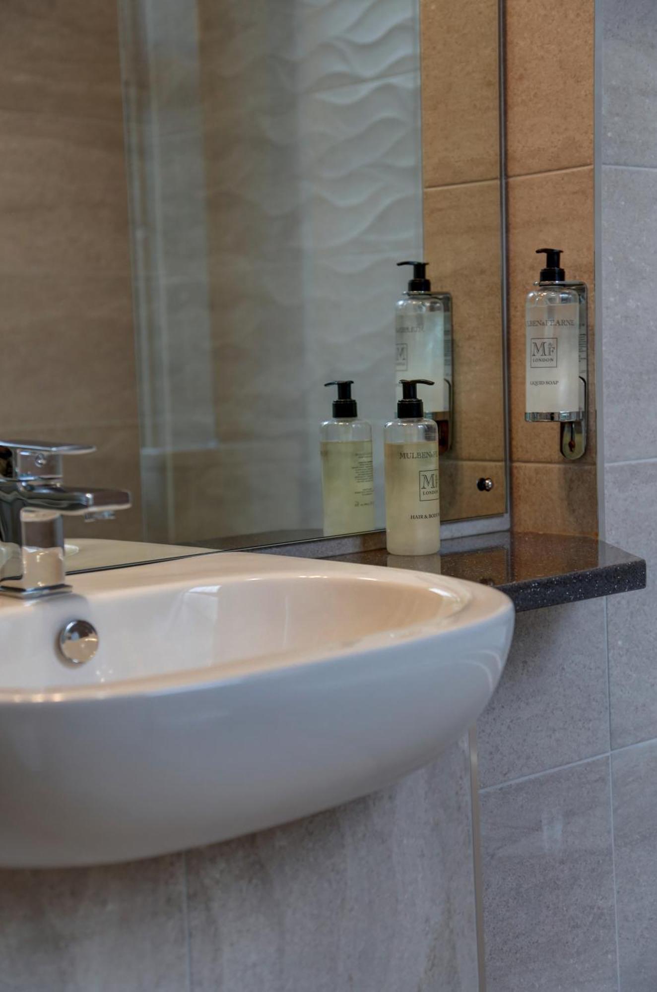 Standard Double Room,917096578:JPEG