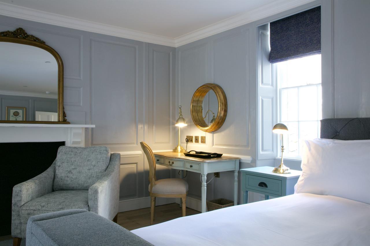 Deluxe Double Room,717357766:JPEG