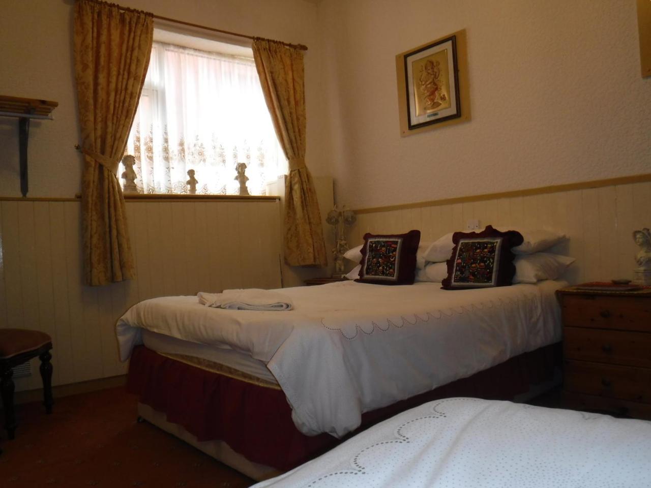 Double or Twin Room,770164627:JPEG