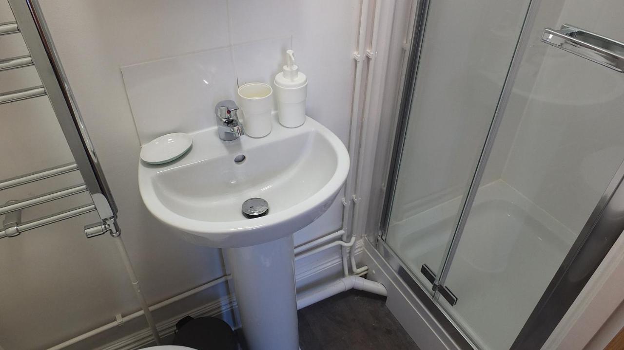 En-Suite Economy Room,775572592:JPEG