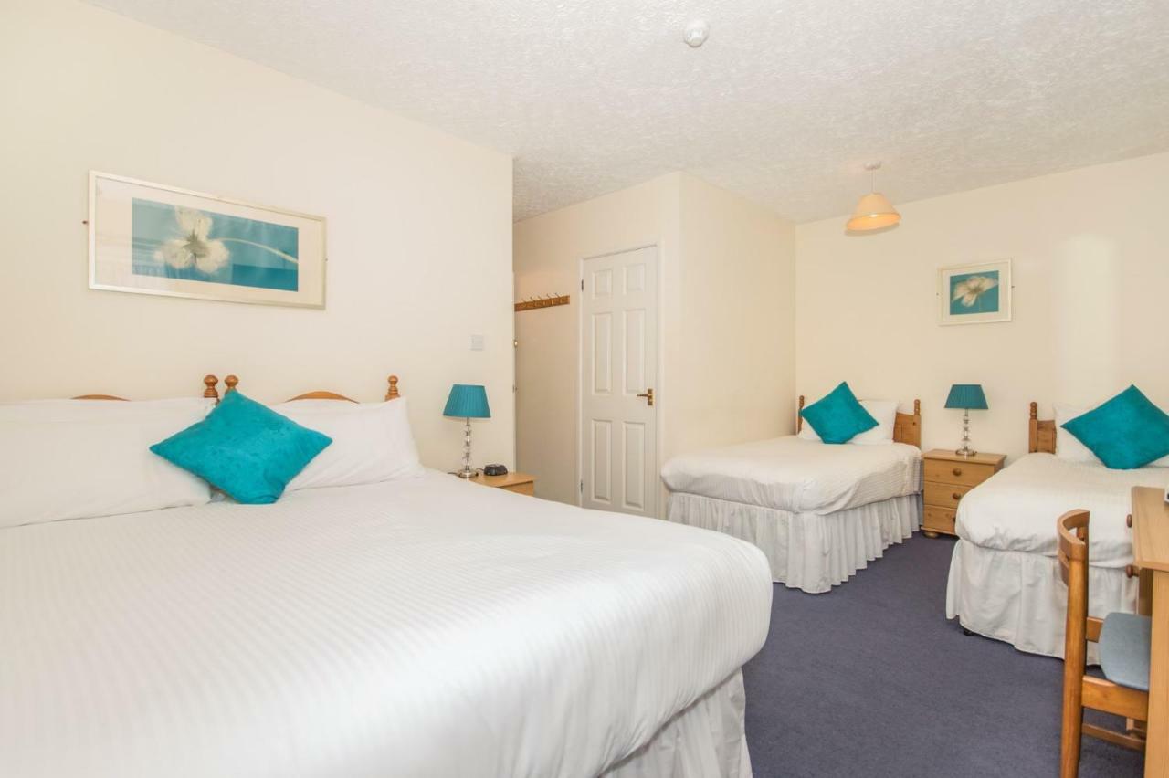 Quadruple Room,781070367:JPEG