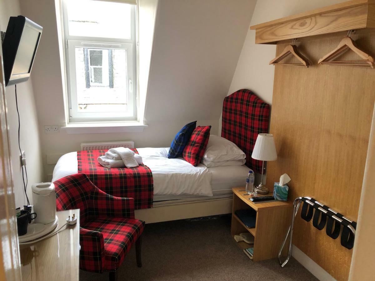 Single Room with Bathroom