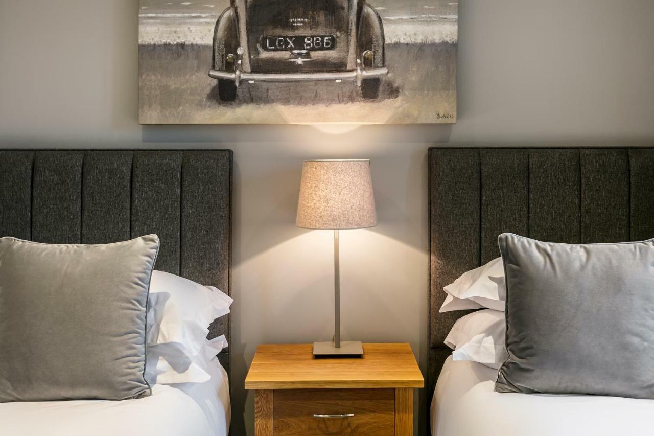 Deluxe Suite,831165137:JPEG