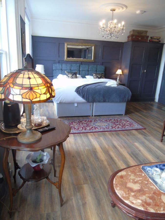 Superior King Room,835468790:JPEG