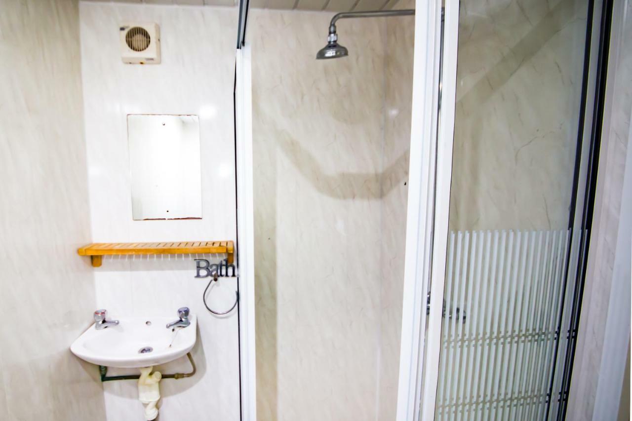 Standard Single Room,923199775:JPEG