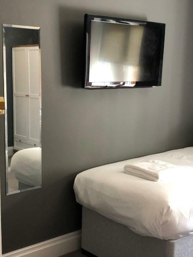 Classic Quadruple Room,1227419981:JPEG