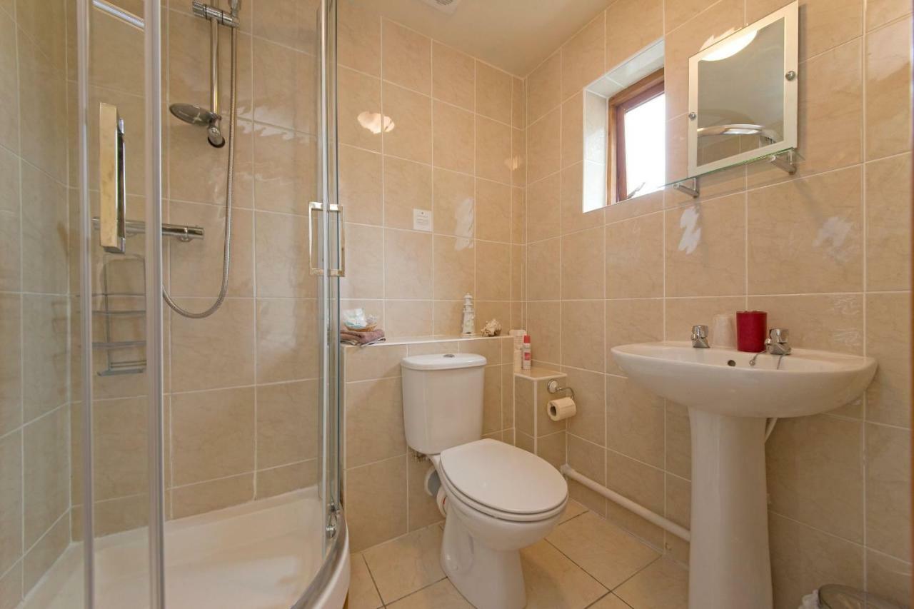 Deluxe Double Room with Shower,872035448:JPEG