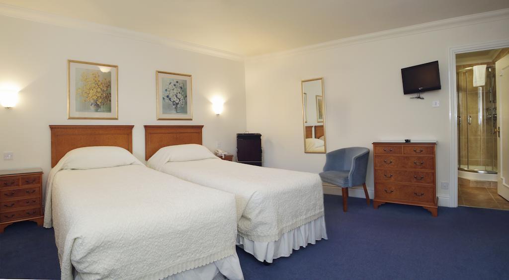 One-Bedroom Apartment,88477835:JPEG