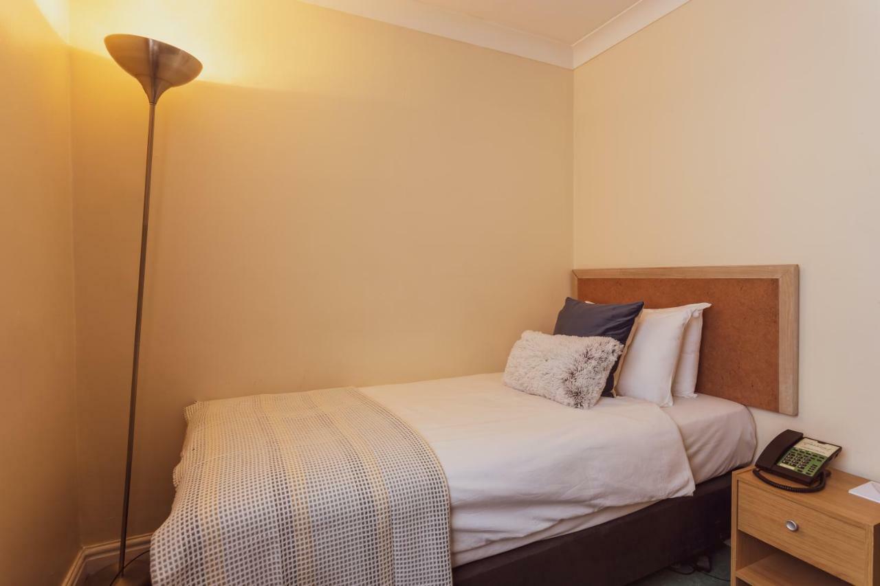 Single Room without Window,1208609566:JPEG