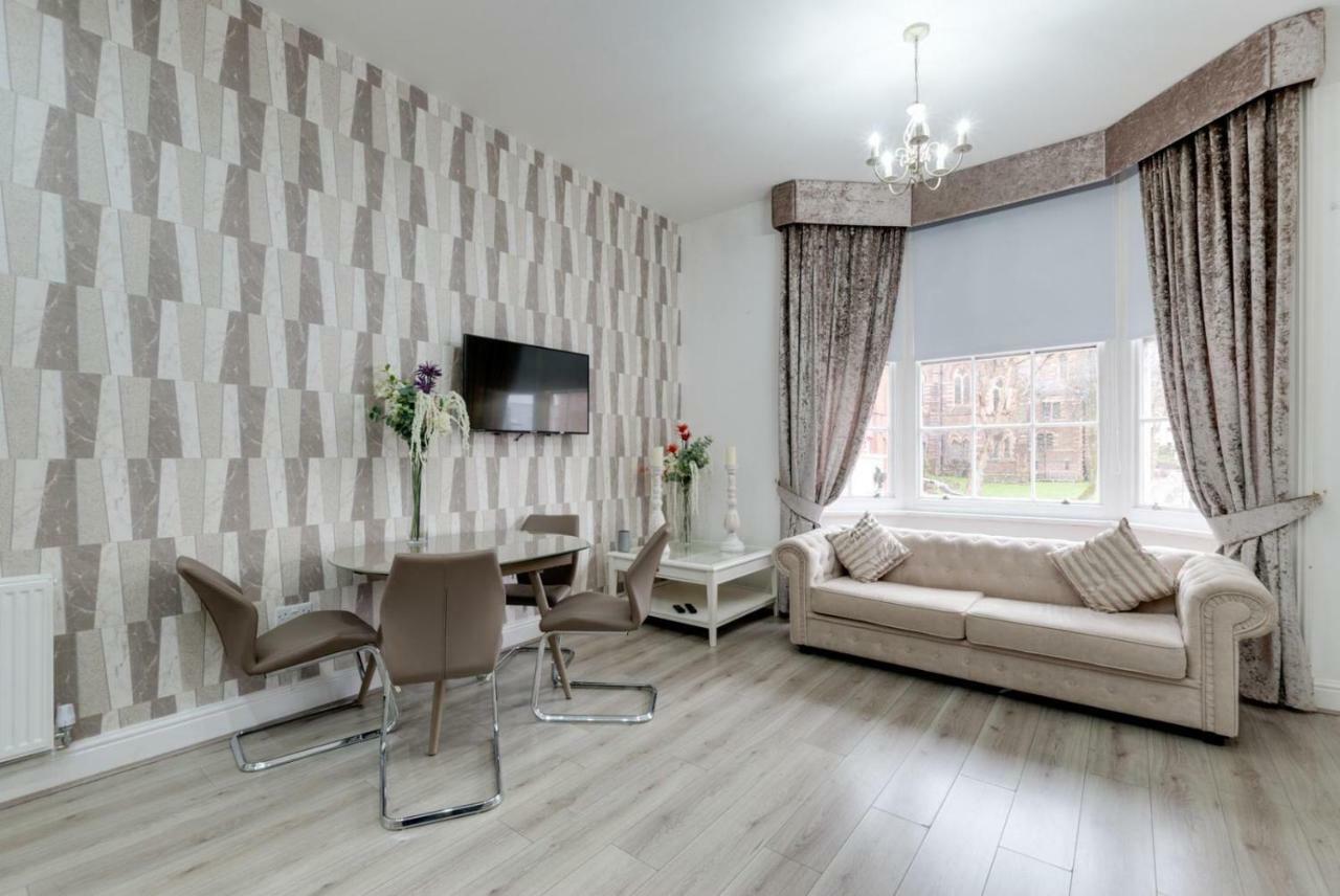 Superior Apartment,911483116:JPEG