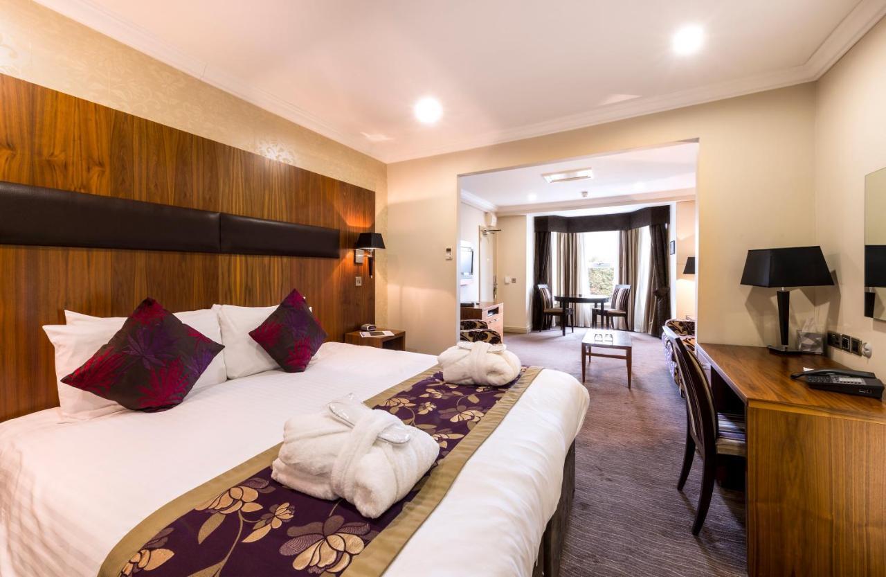 King Suite with Sofa Bed - Non-Smoking,1020314449:JPEG