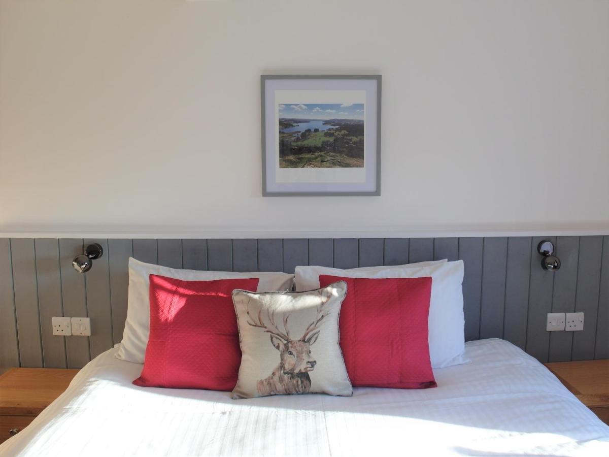 Standard Double or Twin Room,943420210:JPEG