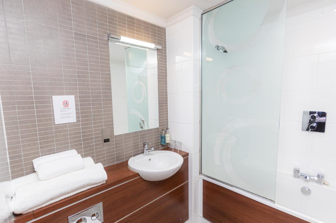 Deluxe Double Room with Bath