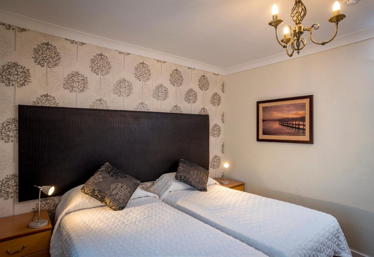 Twin Room,1225594457:JPEG