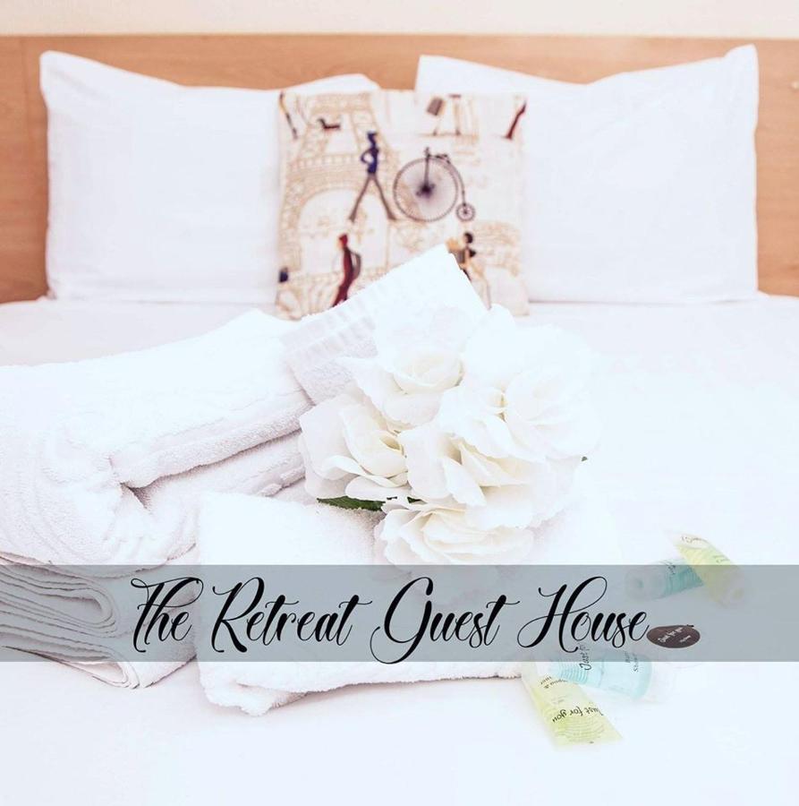 Double or Twin Room with Private Bathroom