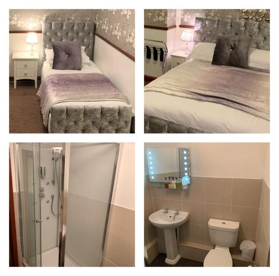 Double or Twin Room with Bathroom