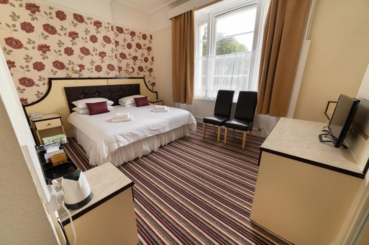 Standard Double Room,995183431:JPEG