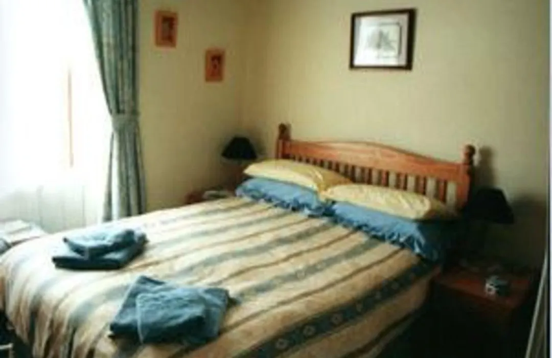 Ulva Villa B And B-1