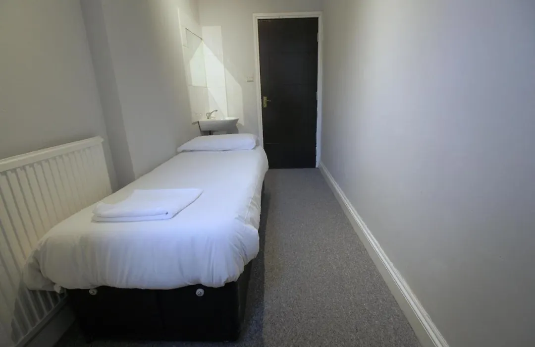 Clock House Hotel - London Croydon-1
