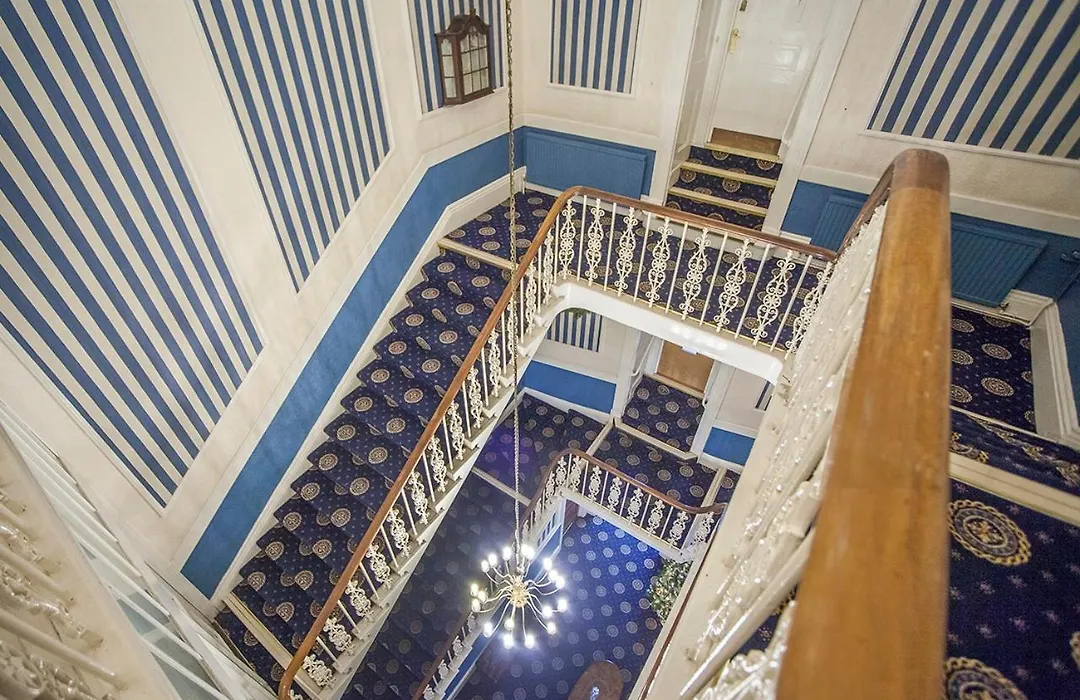 The Royal Hotel-1