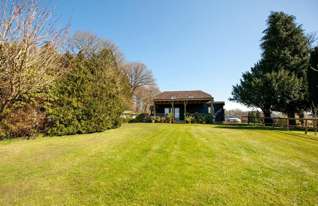 Oakside Lodge Guest House-1