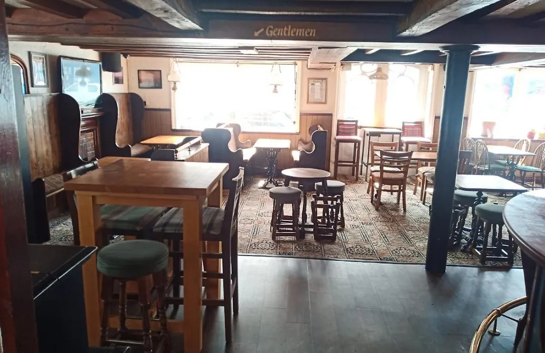 The Royal Oak-1