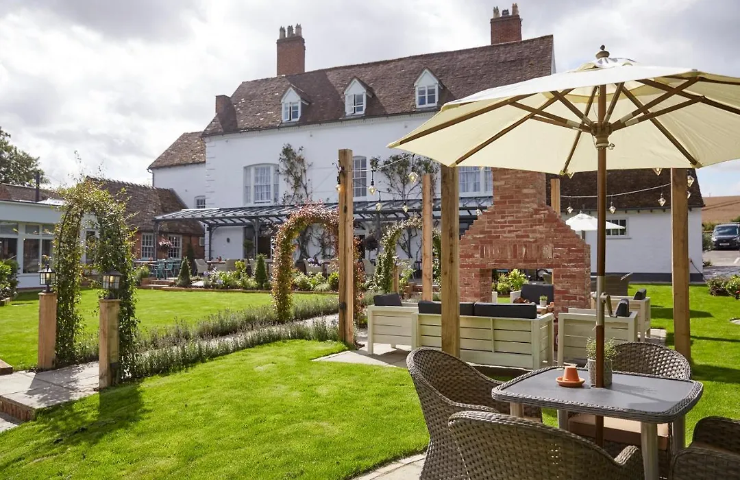 Riverside Inn By Chef & Brewer Collection-1