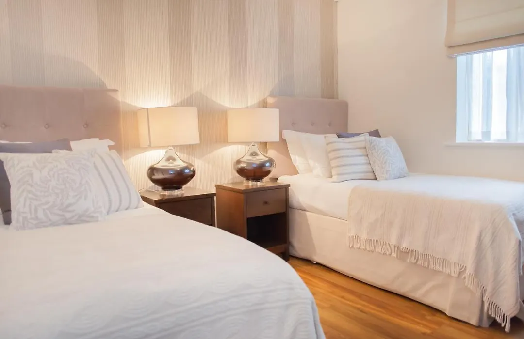 Henge House, Bluestone Apartment-1