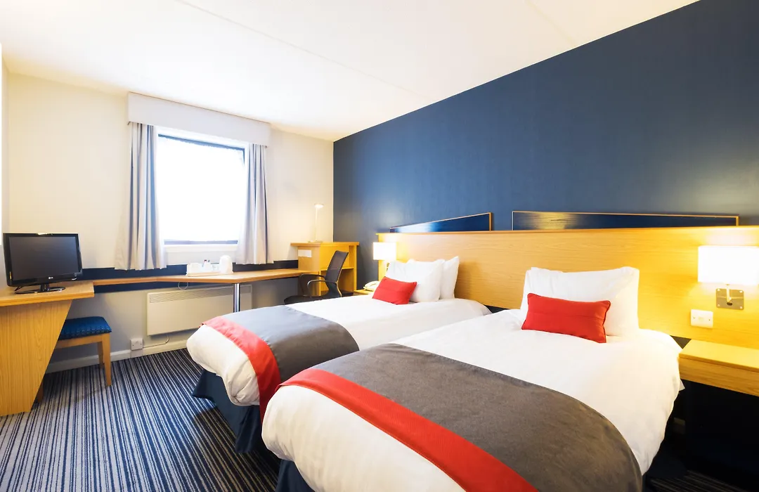 Holiday Inn Express Perth By Ihg-1