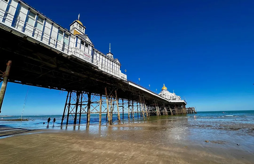 Pearl & Pebbles Eastbourne-1